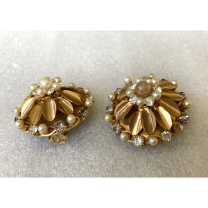 Mid Century Atomic 3D Clip Earrings Pearl Clear Rhinestones Gold Tone
